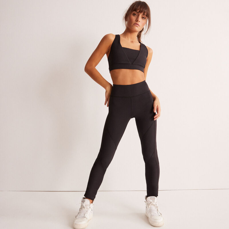 • Effen sportlegging - zwart • Effen sportlegging - zwart;