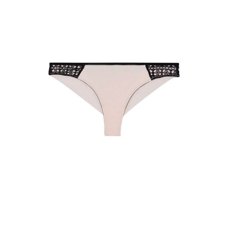 Tanga rose pâle interviewiz Tanga rose pâle interviewiz;