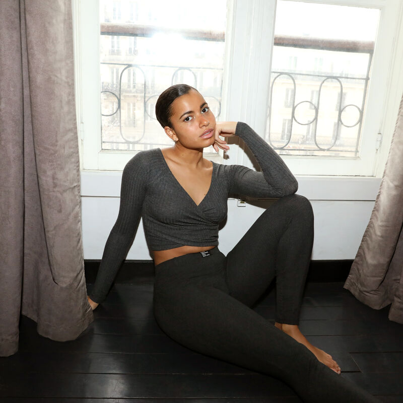 comfy legging met 100% love boodschap - donkergrijs comfy legging met 100% love boodschap - donkergrijs;
